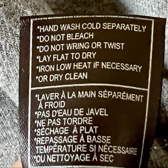 CUPCAKES & CASHMERE Gray Nirvana Dolman Sleeve Sweater—SZ. Small - Picture 10 of 14